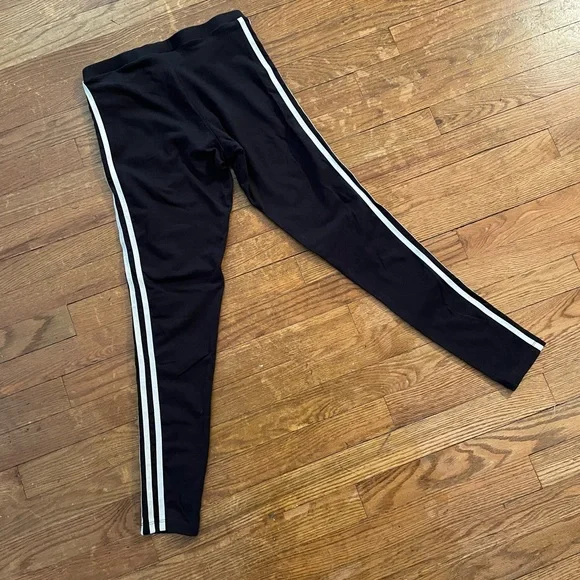 Adidas Black Leggings - Picture 2 of 4